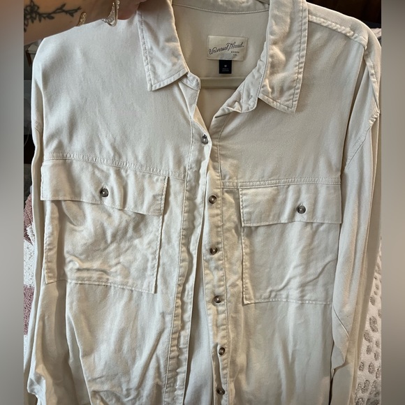 2 universal thread button down shirts size medium - Picture 4 of 5